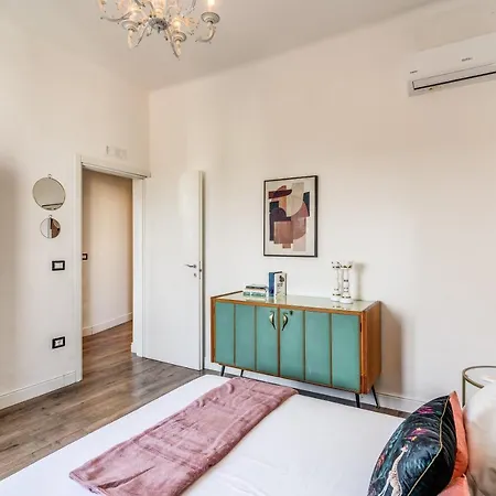 Aweshomeitaly - Park View Apartment *